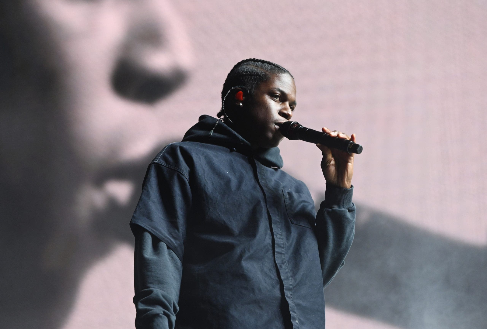 Daniel Caesar Arena Tour 2026: What to Know Now - Mabumbe